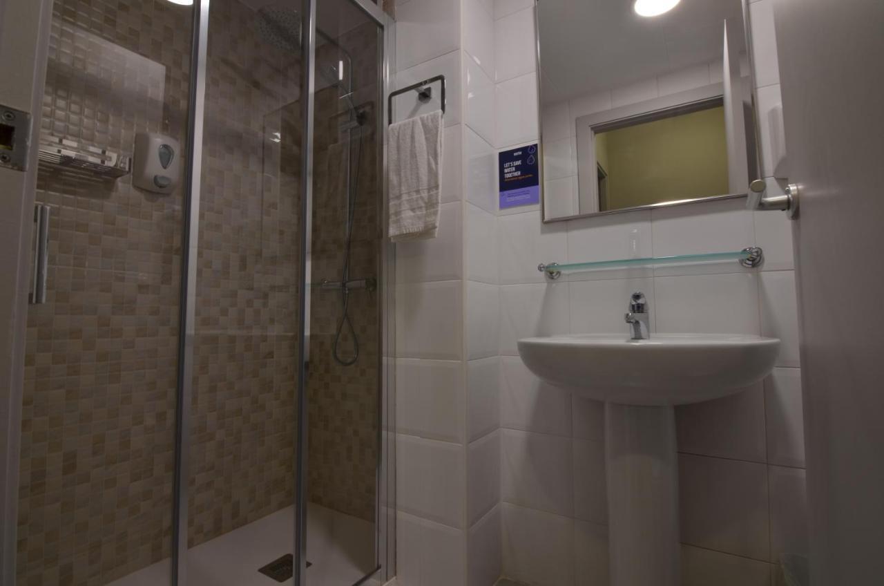 Hotel Blauet By Bossh Hotels El Prat de Llobregat Eksteriør billede