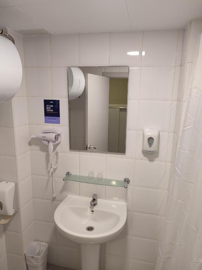 Hotel Blauet By Bossh Hotels El Prat de Llobregat Eksteriør billede