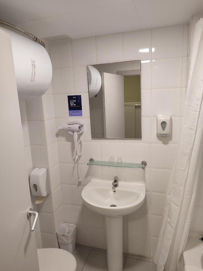 Hotel Blauet By Bossh Hotels El Prat de Llobregat Eksteriør billede